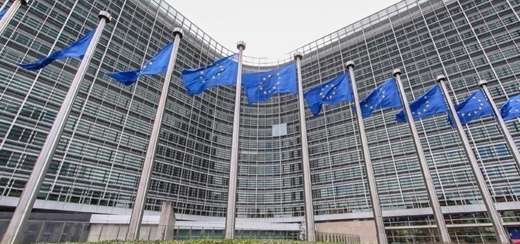 Η Κομισιόν προτείνει επιπλέον €2,5 δισ. για την Ελλάδα μέσω SURE Η Κομισιόν προτείνει επιπλέον €2,5 δισ. για την Ελλάδα μέσω SURE